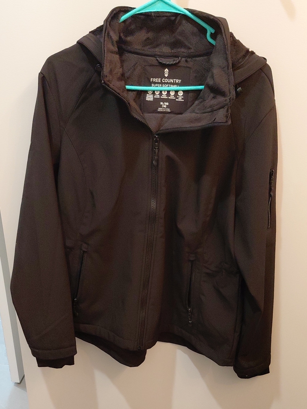 Free Country Women's Black Softshell Jacket -Brand New Without Tag